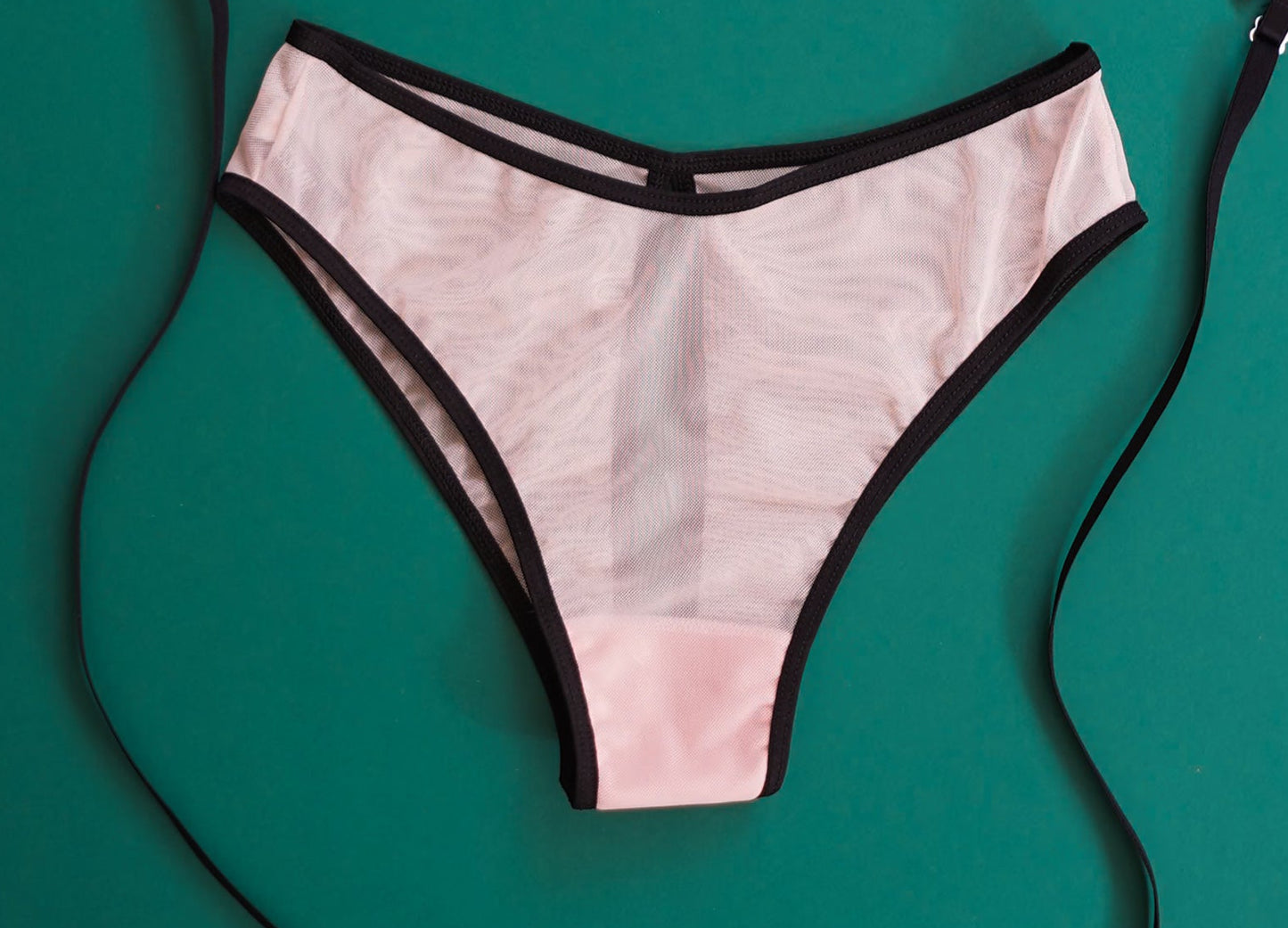 PANTY LESS