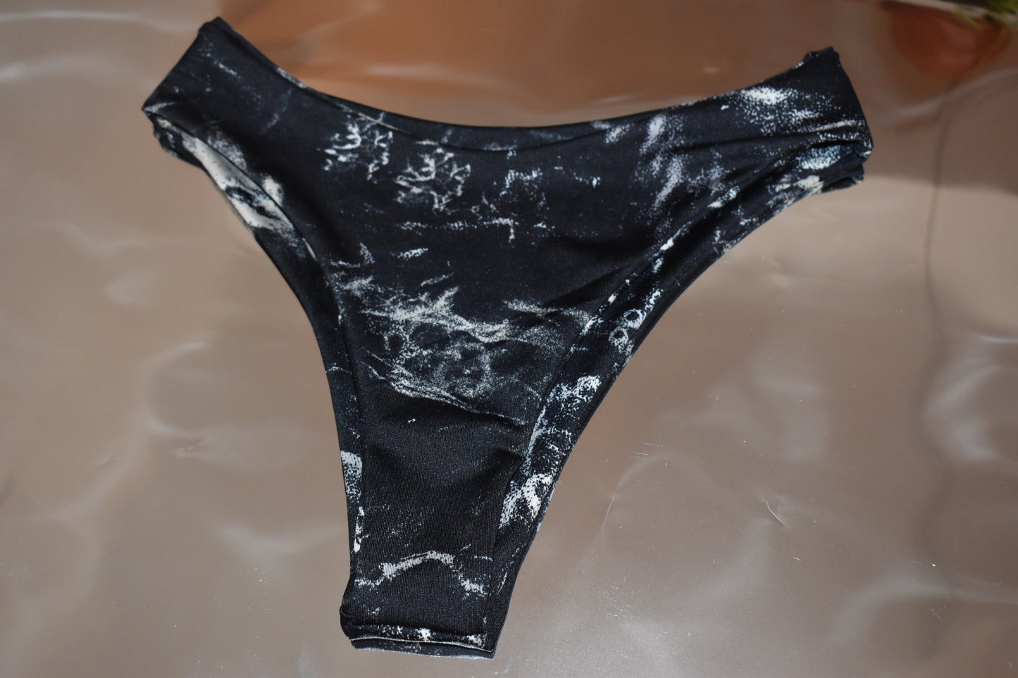 bikini ámbar arena