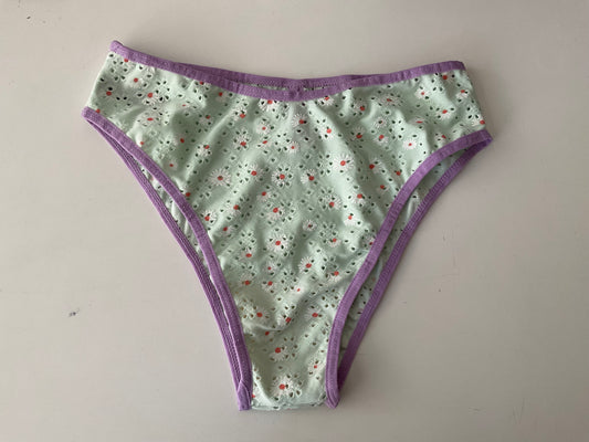 Vedetina Lágrima broderie