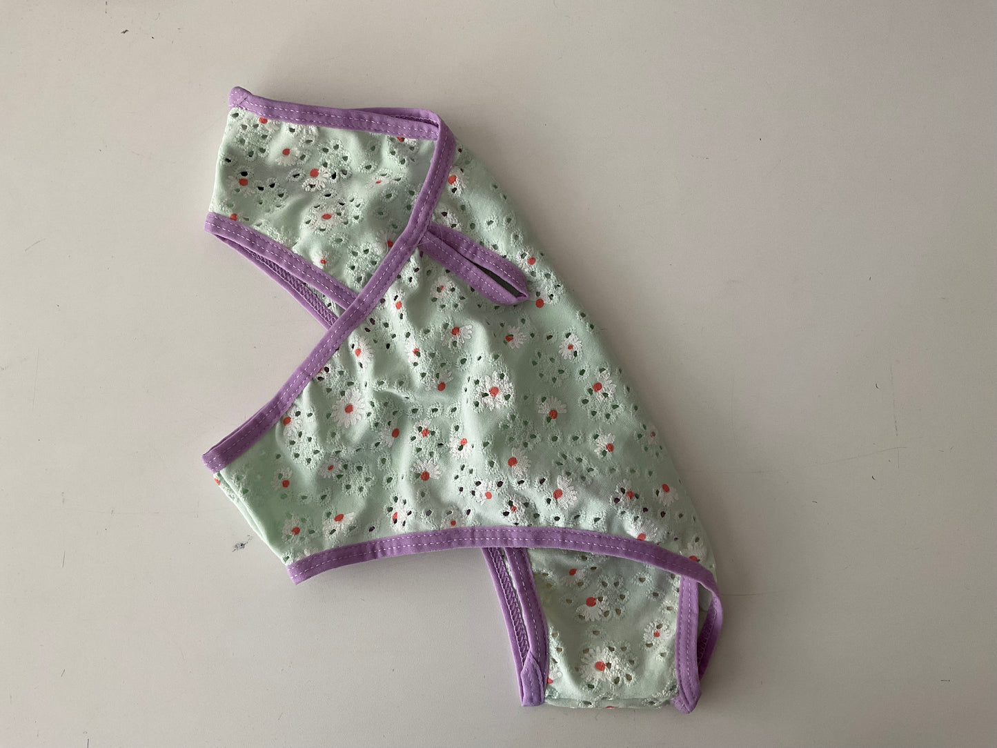 Vedetina Lágrima broderie